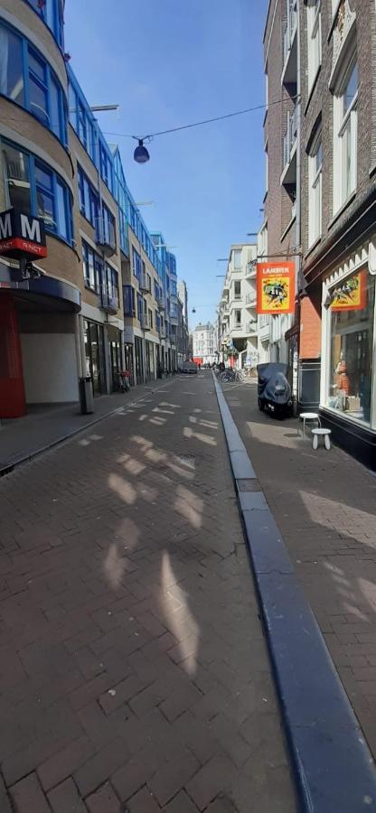 Iru, Not For Parties, Not A Hotel, Room With No Kitchen Amsterdam Exteriör bild