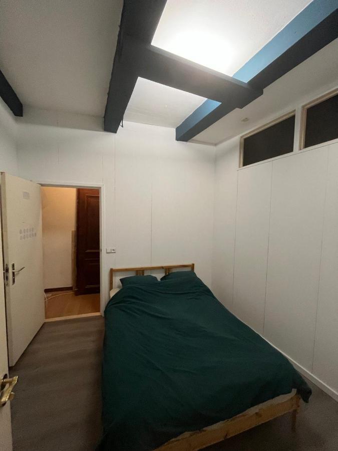 Iru, Not For Parties, Not A Hotel, Room With No Kitchen Amsterdam Exteriör bild